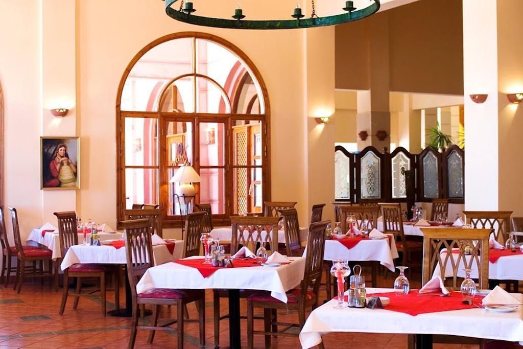 El Qoseir Akassia Swiss Resort מראה חיצוני תמונה
