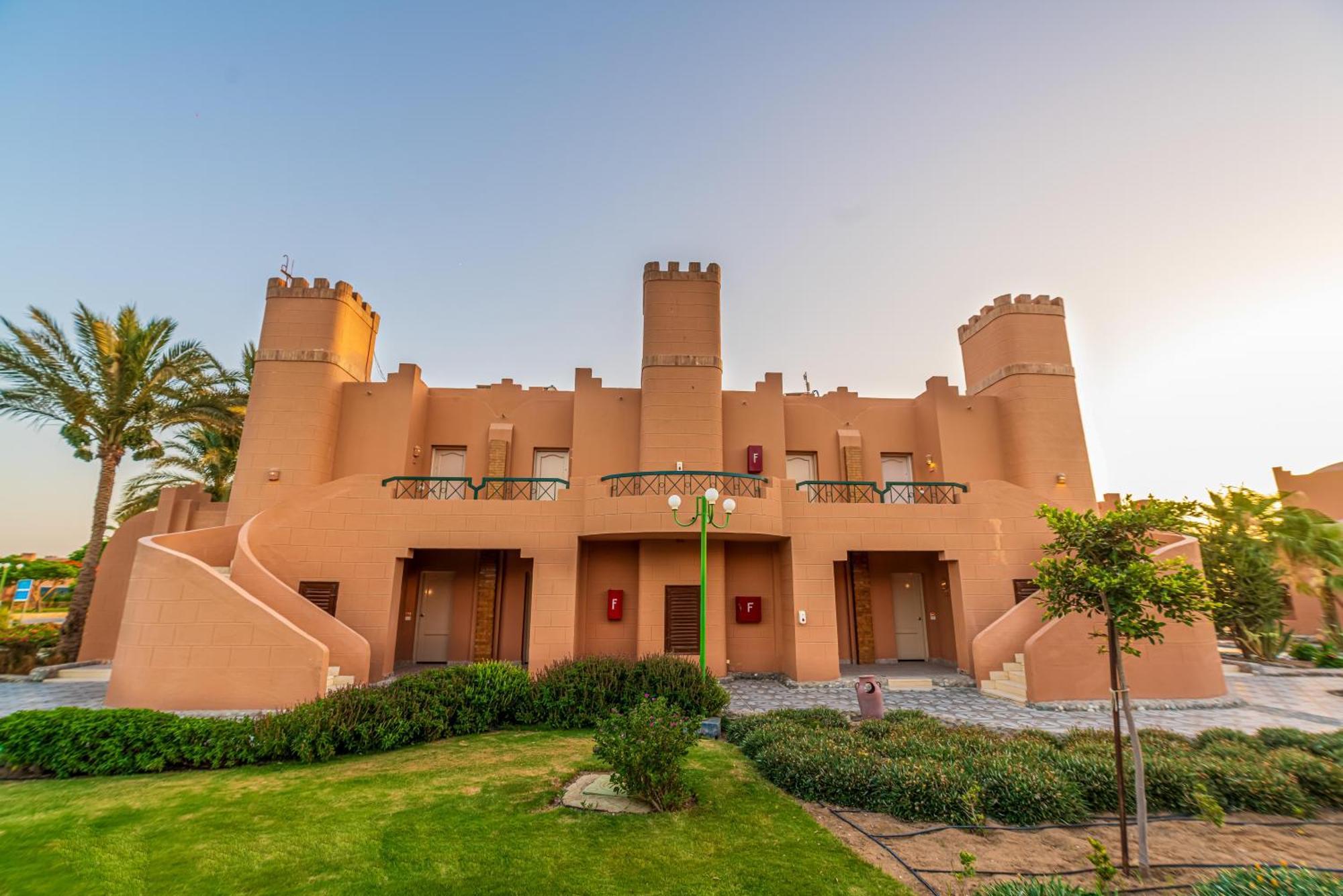 El Qoseir Akassia Swiss Resort מראה חיצוני תמונה